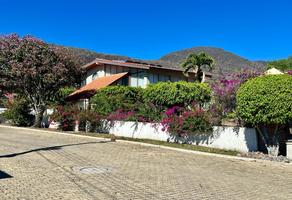 Foto de inmueble en Av las Fuentes #1, Col. Jocotepec Centro C.P. 45800, Jocotepec