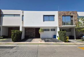 Foto de inmueble en Avenida López Mateos Sur, Col. Las Villas C.P. 45655, Tlajomulco de Zúñiga