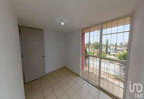 Foto de inmueble en av. Los Angeles #243, Col. San Sebastián Tecoloxtitla C.P. 09520, Iztapalapa