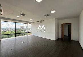 Foto de inmueble en Avenida México, Col. Circunvalación Vallarta C.P. 44680, Guadalajara