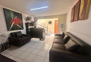 Foto de inmueble en Av. Miguel Lopez de Legaspi, Col. Jardines de La Cruz 1a. Sección C.P. 44950, Guadalajara