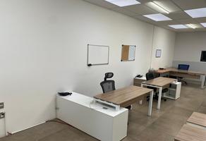 Foto de inmueble en Av. Mina de Guadalupe, Col. Puerto Interior C.P. 36275, Silao de la Victoria
