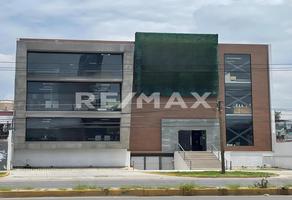 Foto de inmueble en Av. Paseo Constituyentes, Col. Del Valle C.P. 76137, Querétaro