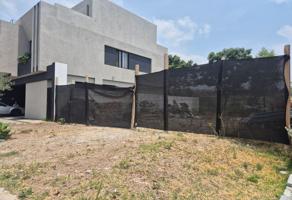 Foto de inmueble en Avenida Paseo de los Robles Norte #295, Col. Hacienda las Tejas C.P. 45230, Zapopan
