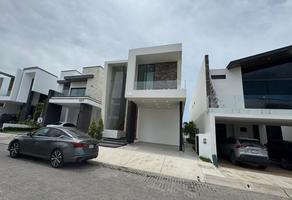 Foto de inmueble en Av Paseo del Palmar, Col. Paraíso C.P. 82125, Mazatlán