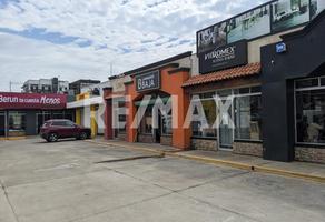 Foto de inmueble en Av Reforma - 4 esq. con Blvd Estancia, Valle Dorado, Ensenada, Col. Valle Dorado C.P. 22890, Ensenada