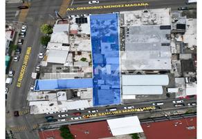 Foto de inmueble en Av. Sánchez Magallanes, esquina con la zona de Gregorio Méndez, Col. Sanchez Magallanes C.P. 86160, Centro