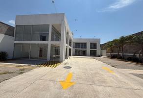 Foto de inmueble en Avenida Sombrerete, Col. El Progreso C.P. 76138, Querétaro