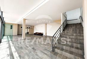 Foto de inmueble en Av Tlacote, Col. Tlacote El Alto C.P. 76229, Querétaro