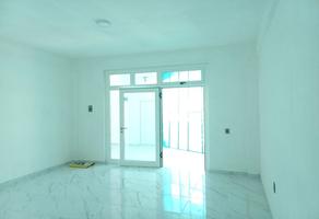 Foto de inmueble en Avenida tulipanes, Col. Villas del Salitre C.P. 42808, Tula de Allende