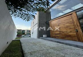 Foto de inmueble en Avenida Universidad, Col. Puerta de Hierro C.P. 45116, Zapopan