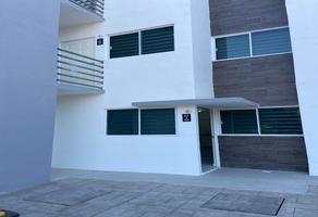 Foto de inmueble en Av. Verde Vallarta, Col. De las Juntas Delegación C.P. 48291, Puerto Vallarta