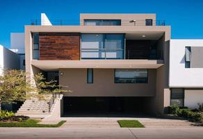 Foto de inmueble en Av. Vuelo de las Grullas, Col. Las Varitas C.P. 45645, Tlajomulco de Zúñiga