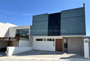 Foto de inmueble en Av. Paseo de las Pitahayas, Zibatá, Qro. #62, Col. Zibatá C.P. 76269, El Marqués