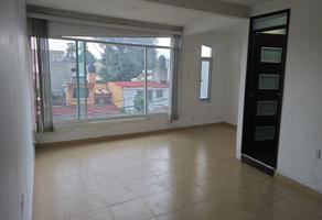 Foto de inmueble en 1a Cda. de Cto. Bahamas, Lomas Estrella 1ra Secc, 09890 Ciudad de México, CDMX, Col. Lomas Estrella C.P. 09890, Iztapalapa