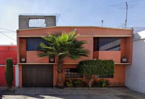 Foto de inmueble en Calle 511, Col. Cipreses C.P. 76125, Querétaro