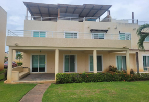 Foto de inmueble en BOULEVARD DE LAS NACIONES #s/n, Col. 2 Soles C.P. 39893, Acapulco de Juárez