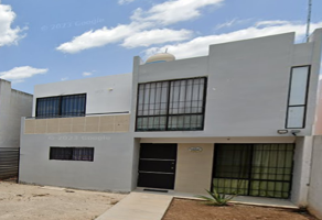 Foto de inmueble en Calle 135 1250 #1250, Col. Girasoles de Opichen C.P. 97249, Mérida