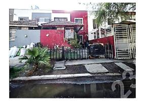 Foto de inmueble en P.º de los Ciruelos, 45679 La Alameda, Jal. #69Int. LOTE 3 MZ 2, Col. Los Ciruelos C.P. 45679, Tlajomulco de Zúñiga