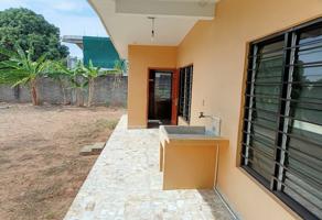 Foto de inmueble en 68400 Loma Bonita, Oax. #s/n, Col. La Escobeta C.P. 68400, Loma Bonita
