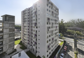 Foto de inmueble en FRENTE AL PARQUE GONZALEZ GALLO, Col. La Aurora C.P. 44460, Guadalajara