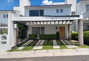 Foto de inmueble en Blvrd de los Gobernadores 1002, Villas del Cimatario, Prados del Sol, 76087 Santiago de Querétaro, Q #1002, Col. Monte Blanco III C.P. 76087, Querétaro