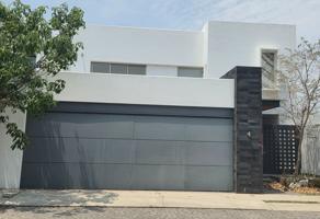 Foto de inmueble en Calle Jesús López Cruz 38 #38, Col. Residencial Puerta del Sol C.P. 28017, Colima