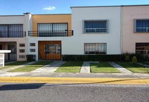 Foto de inmueble en  , Col. Bosques de Cantabria C.P. 50210, Toluca