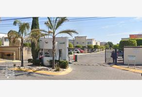 Foto de inmueble en Boulevard Hacienda La Gloria ##1201, Col. Residencial Parque La Gloria C.P. 76177, Querétaro