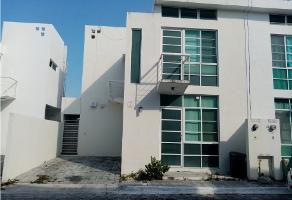 Foto de inmueble en  , Col. Bugambilias C.P. 24155, Carmen