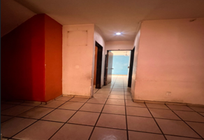 Foto de inmueble en C. San Francisco 3033, Santa Cruz del Valle, San Pedro Tlaquepaque, Jal, C.p 45615. , Col. Parques Santa Cruz Del Valle C.P. 45615, San Pedro Tlaquepaque