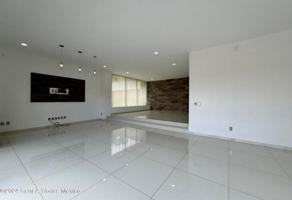 Foto de inmueble en Vista Real, Col. Vista Real y Country Club C.P. 76905, Corregidora