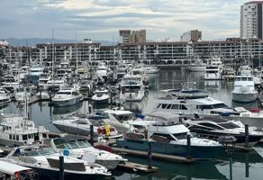 Foto de inmueble en Av Paseo de la Marina, Marina Vallarta, 48335 Puerto Vallarta, Jal., Col. Marina Vallarta C.P. 48335, Puerto Vallarta