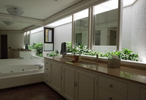 Foto de inmueble en Jurica, 76100 Santiago de Querétaro, Qro., Col. Valle Garden C.P. 76100, Querétaro