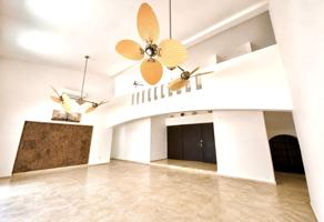 Foto de inmueble en C. Jabin & Av Huayacán, 77533 Cancún, Q.R. #s/n, Col. Álamos I C.P. 77533, Benito Juárez