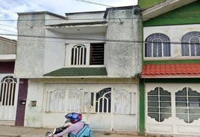 Foto de inmueble en Tepacuasel And. Siclismo, Las Tepacuas, Zacapu, Mich. #s/n, Col. Juventud Deportiva INFONAVIT C.P. 58664, Zacapu