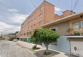 Foto de inmueble en Rosalio Bustamante 181, Zona Urbana Ejidal Santa Martha Acatitla Sur, Iztapalapa, 09530 Ciudad de Mé #181, Col. Santa Martha Acatitla Sur C.P. 09530, Iztapalapa