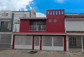 Foto de inmueble en Constitución de 1857 3363, Fraccionamiento Revolución, 45588 San Pedro Tlaquepaque, Jal. #3363, Col. El Tapatío C.P. 45588, San Pedro Tlaquepaque