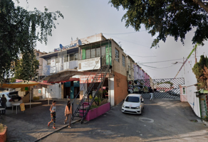 Foto de inmueble en Avenida Hidalgo, Col. Cedros C.P. 09850, Iztapalapa