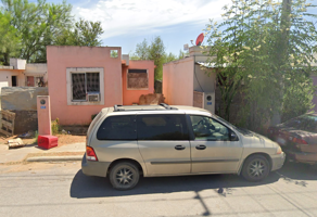 Foto de inmueble en C. Yuca, Valle Elizondo, 88295 Nuevo Laredo, Tamps., Col. Valle Elizondo C.P. 88295, Nuevo Laredo