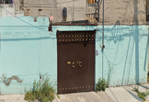 Foto de inmueble en Flor de Líz, Col. Lomas de San Lorenzo C.P. 09780, Iztapalapa