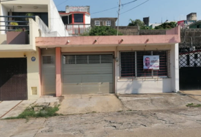 Foto de inmueble en Heriberto Jara 411 #411, Col. Brisas del Sur C.P. 96529, Coatzacoalcos