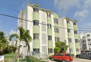 Foto de inmueble en CALLE 127 #200, Col. Bosques San Miguel C.P. 77535, Benito Juárez
