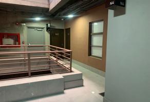 Foto de inmueble en calle, Col. Centro C.P. 64720, Monterrey