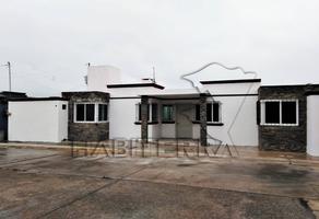 Foto de inmueble en Calle Hortencia, Col. Vista Hermosa C.P. 92854, Tuxpan
