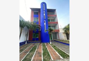 Foto de inmueble en C. Martinica #119, Col. Santo Domingo C.P. 86340, Comalcalco