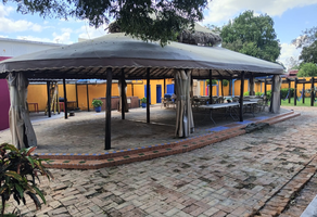 Foto de inmueble en Calle Panama, Col. Modelo C.P. 87360, Matamoros