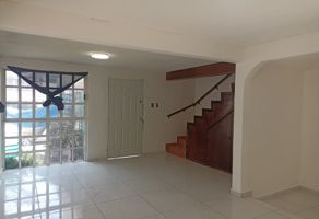Foto de inmueble en Calle Ventanales vivienda 29-B Fraccionamiento Villa de la Hacienda Atizapán México c.p 52929, Col. Villas de la Hacienda C.P. 52929, Atizapán de Zaragoza