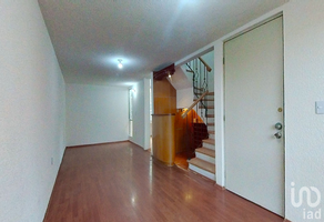 Foto de inmueble en C. Vito Alessio Robles #243, Col. Miguel Hidalgo 2A Sección C.P. 14250, Tlalpan