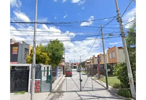 Foto de inmueble en CALLE ZARZAMORA #1, Col. Santa Teresa C.P. 54694, Huehuetoca